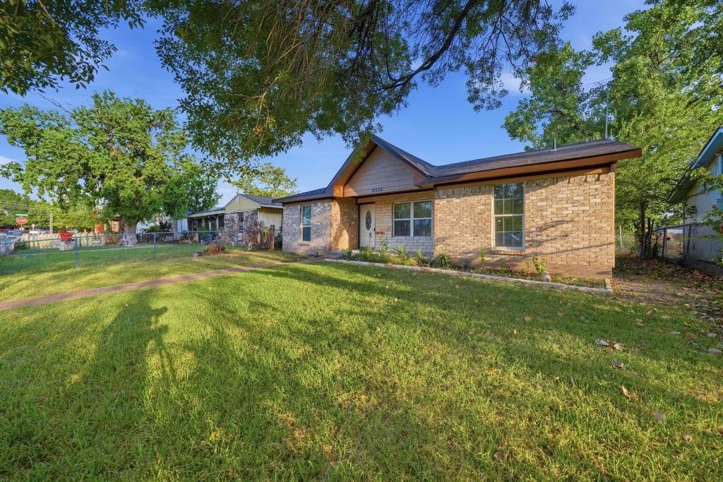 10124 Shayna Drive - Photo 2