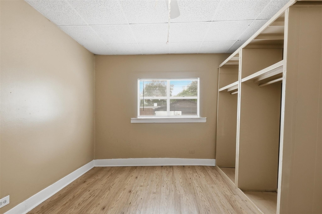 1415 Stanwood Avenue - Photo 16