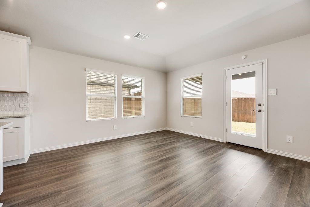 3904 High Valley Drive - Photo 7
