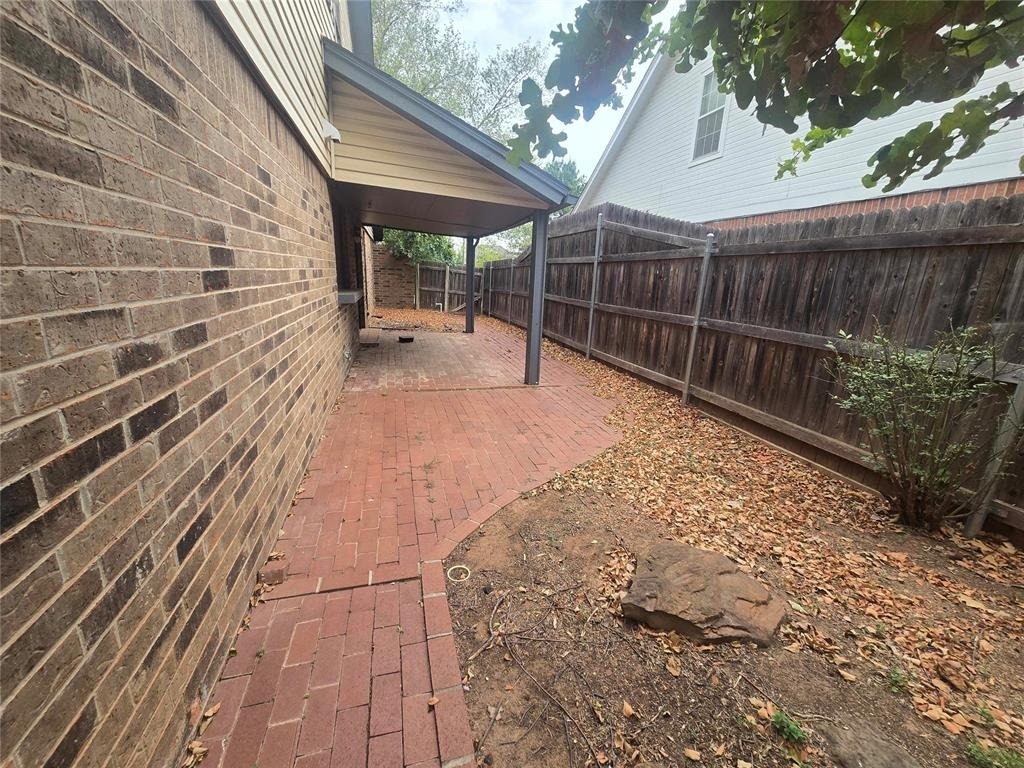 1212 Kingston Court - Photo 27