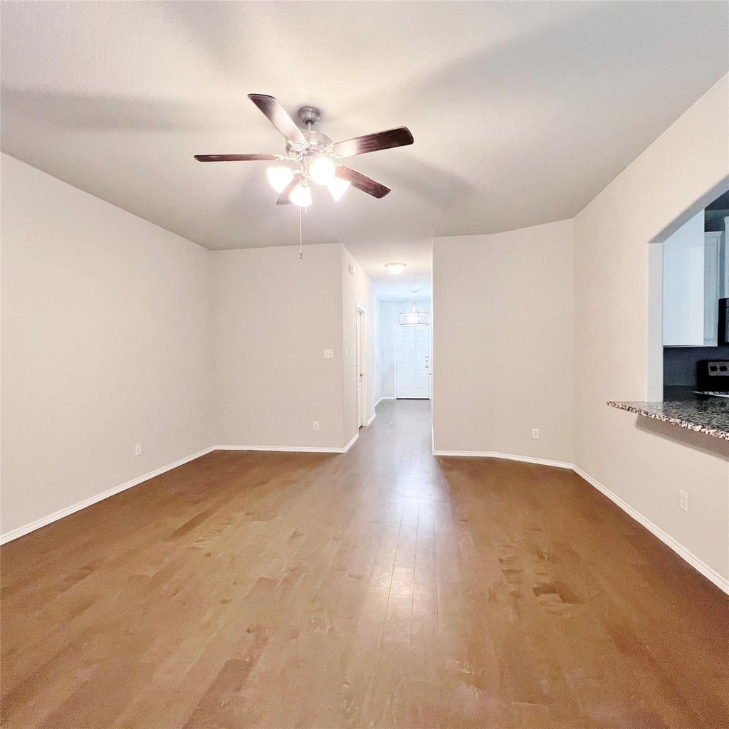 123 Timberline Drive - Photo 2