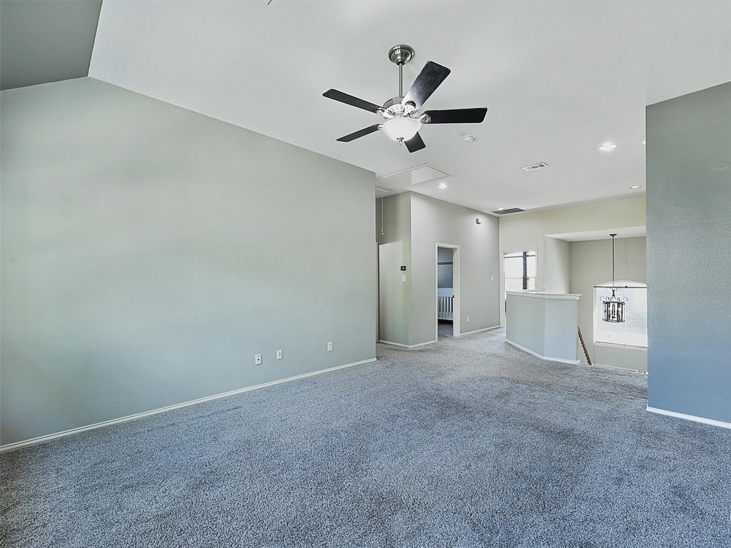 5004 Rain Forest Drive - Photo 14