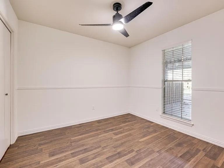 4919 Woodland Park Boulevard - Photo 9
