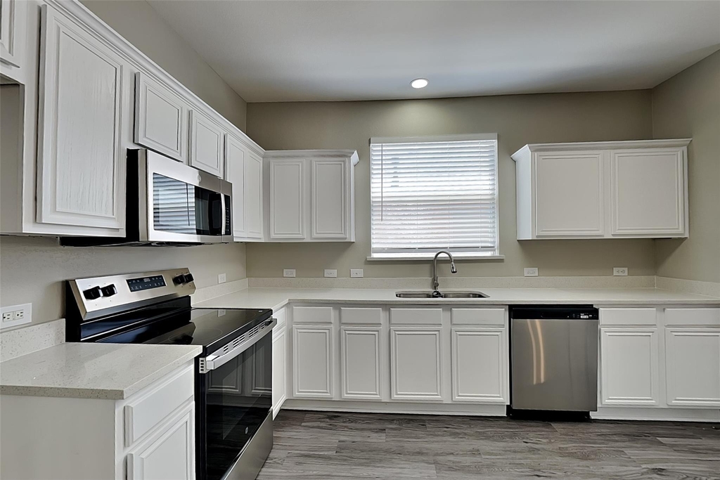7016 Frost Lane - Photo 4