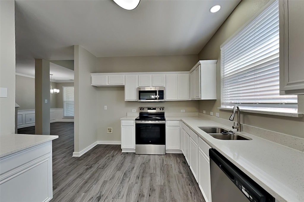 7016 Frost Lane - Photo 5