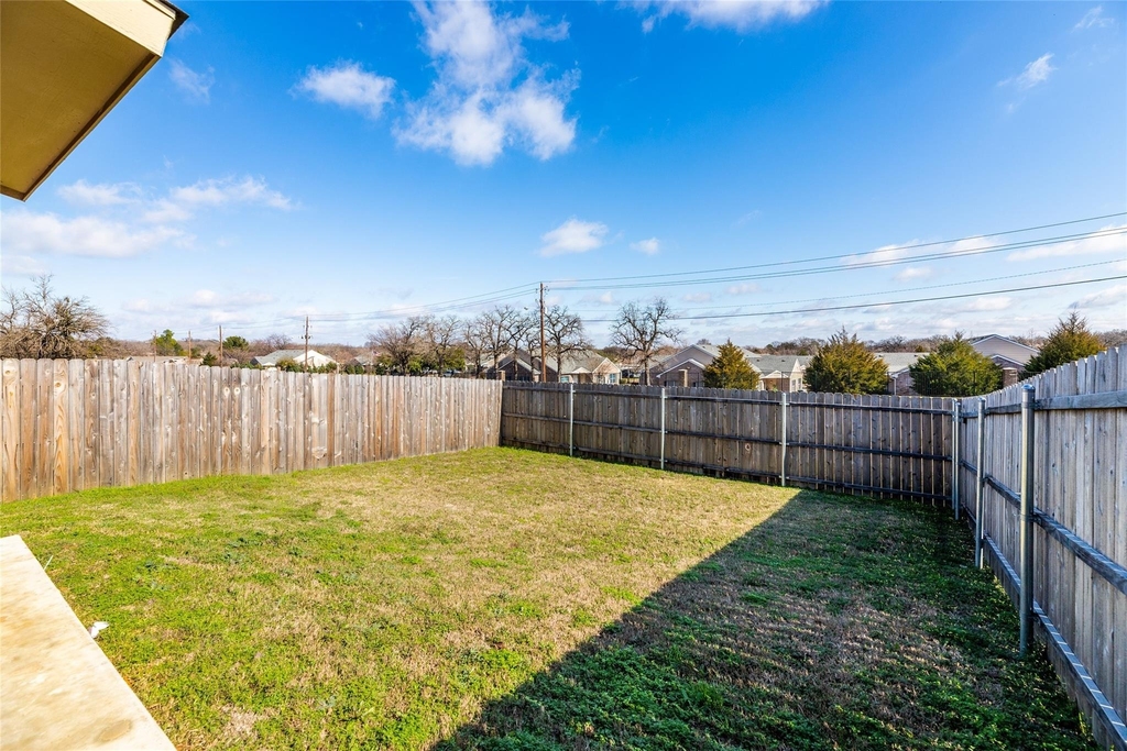 7323 S Colonial Drive - Photo 2