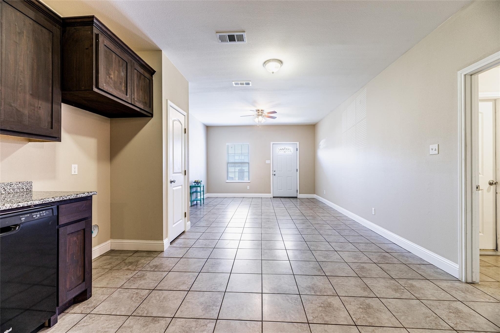 7323 S Colonial Drive - Photo 8