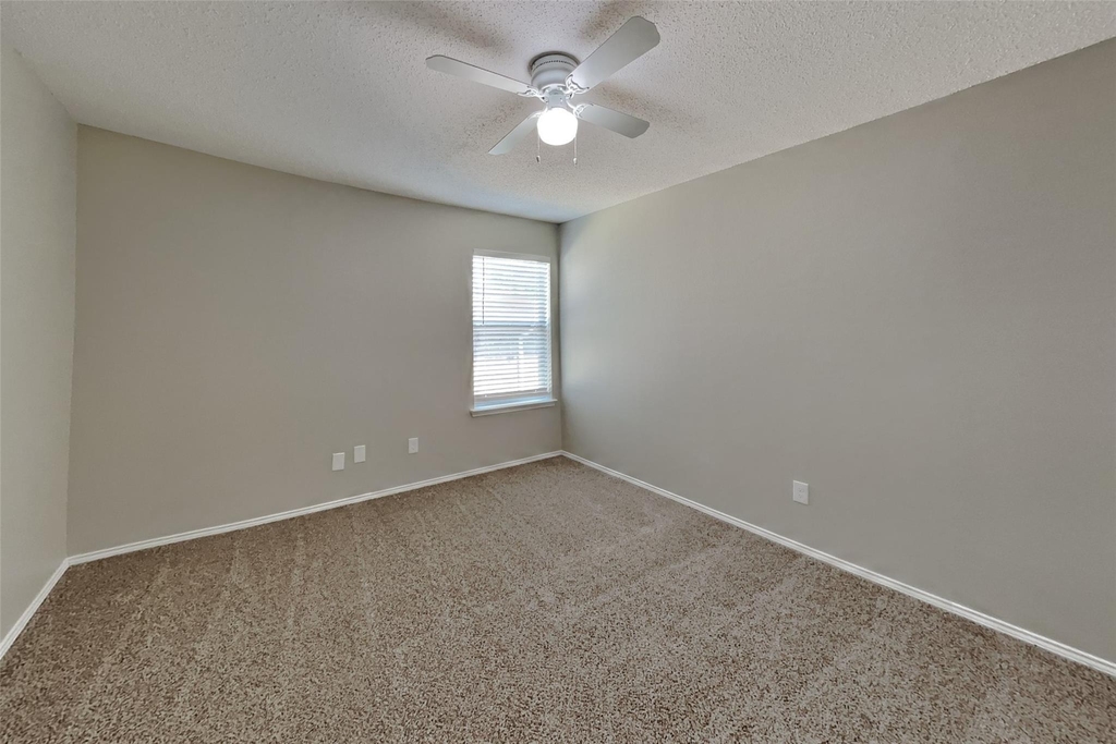1822 Cancun Drive - Photo 14