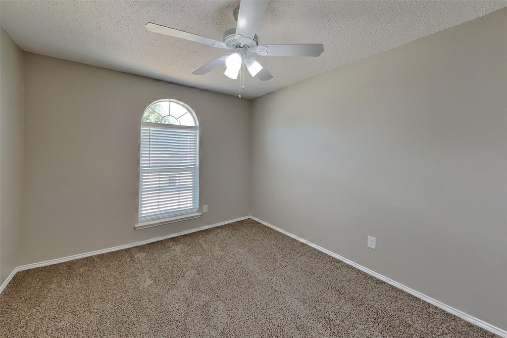 1822 Cancun Drive - Photo 12