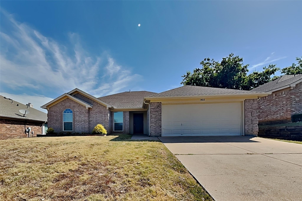 1822 Cancun Drive - Photo 0