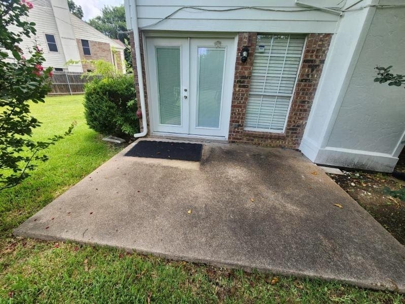 1503 Maybrook Court - Photo 0