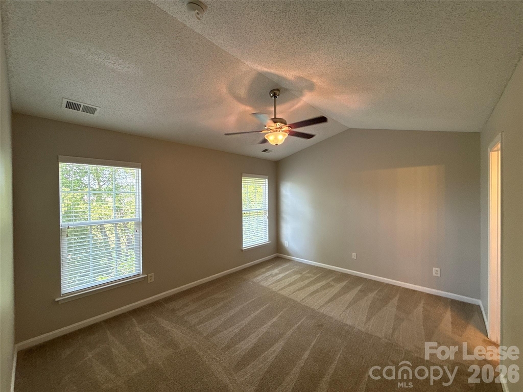 1032 Meadowbrook Lane Sw - Photo 7