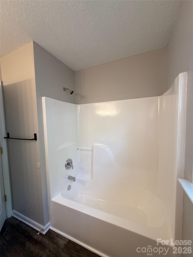 1032 Meadowbrook Lane Sw - Photo 12