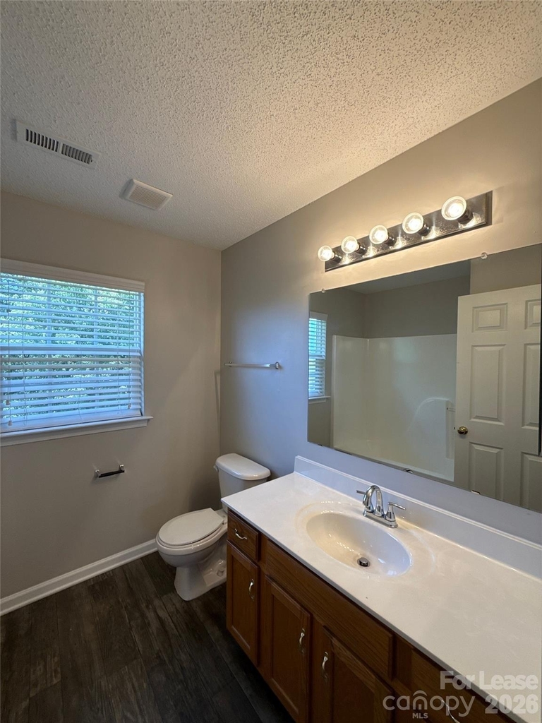 1032 Meadowbrook Lane Sw - Photo 11