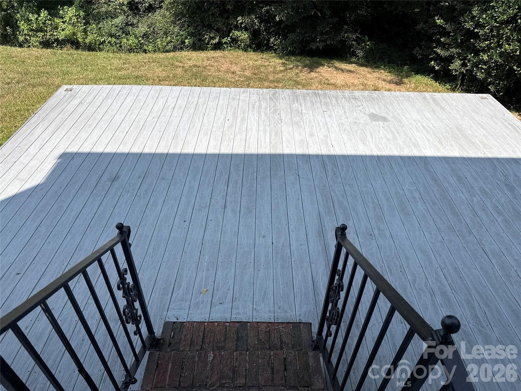 1032 Meadowbrook Lane Sw - Photo 16