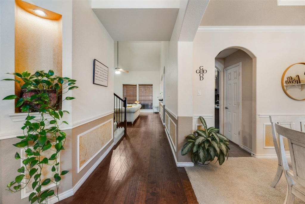 9109 Hawley Drive - Photo 5