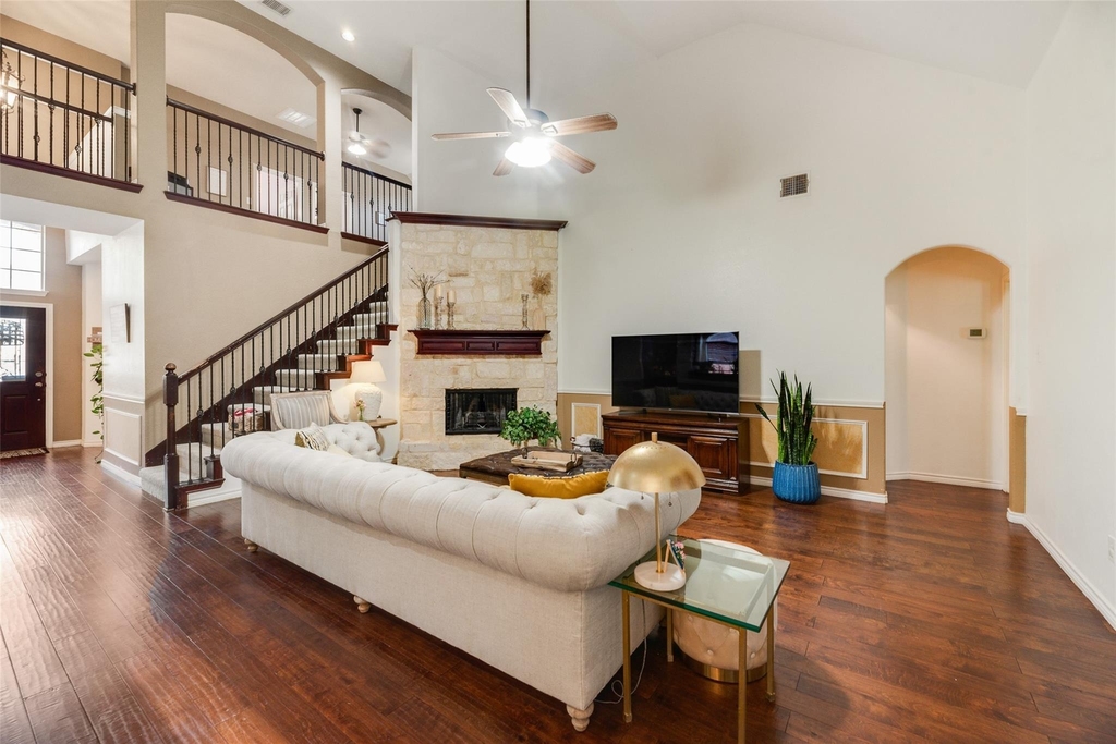 9109 Hawley Drive - Photo 6