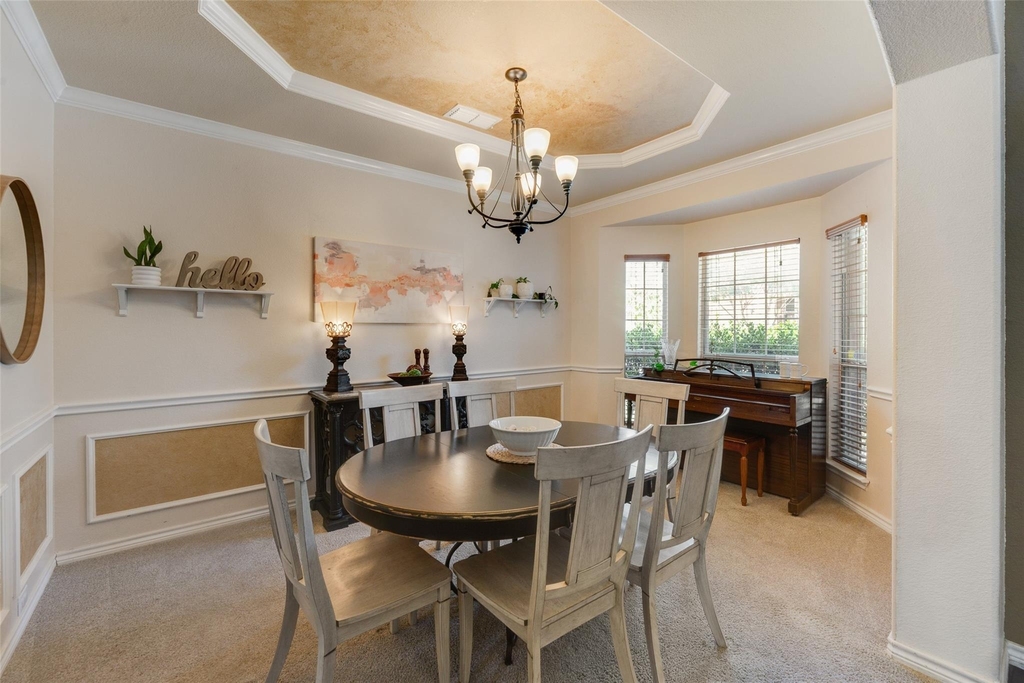 9109 Hawley Drive - Photo 10