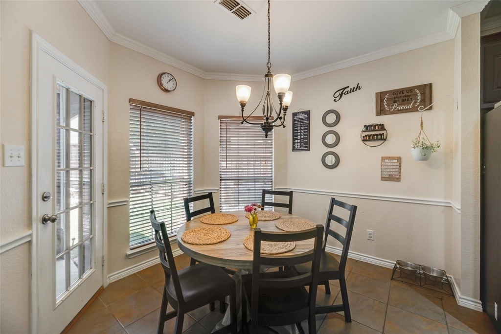 9109 Hawley Drive - Photo 15