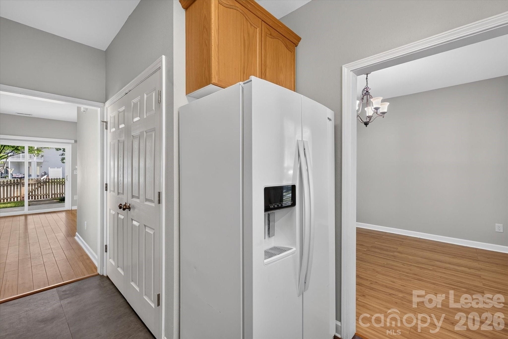 21412 Aftonshire Drive - Photo 4