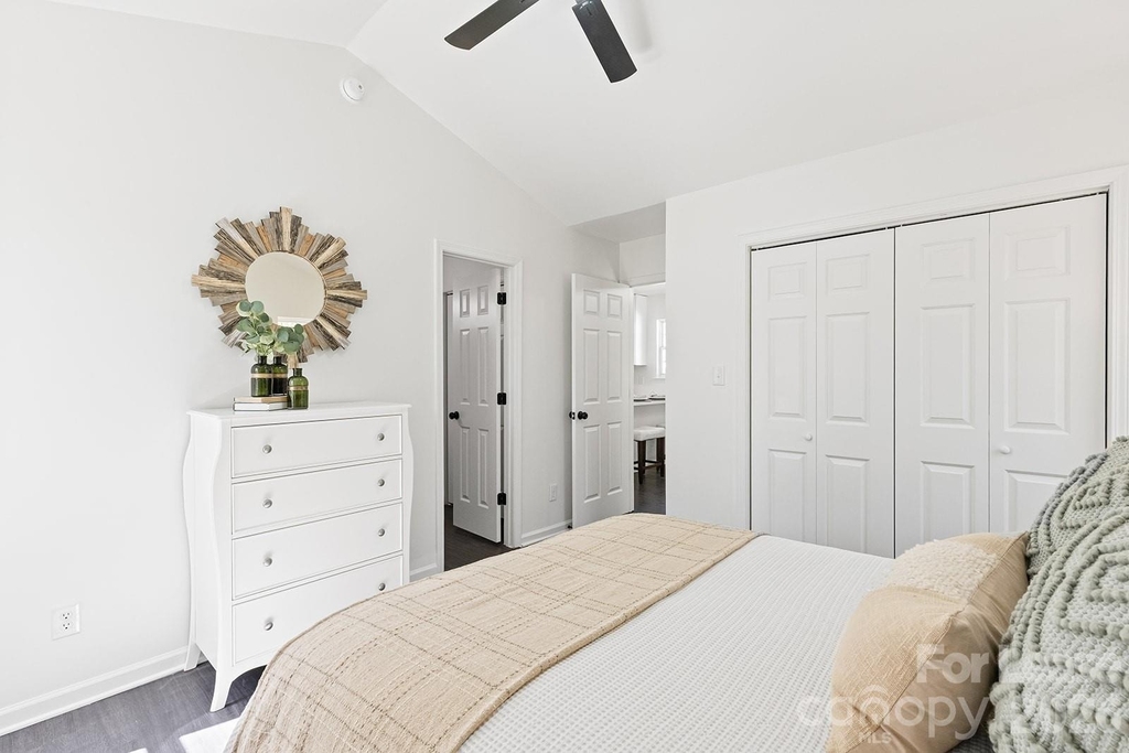 913 Tennyson Drive - Photo 10