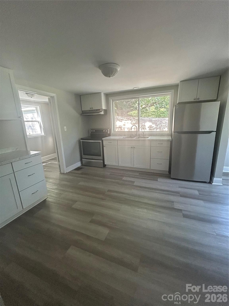 634 Mckee Street - Photo 1