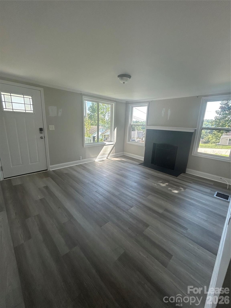 634 Mckee Street - Photo 0