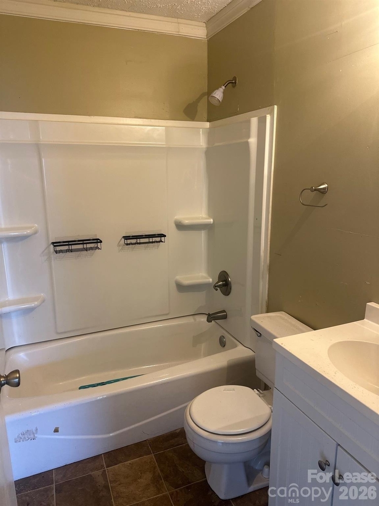 1323 7th Street - Photo 5