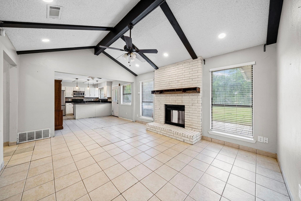 4022 William Street - Photo 2