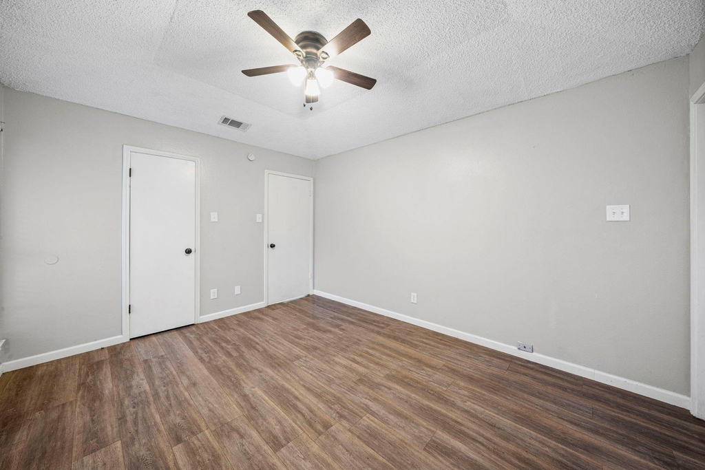 4022 William Street - Photo 10