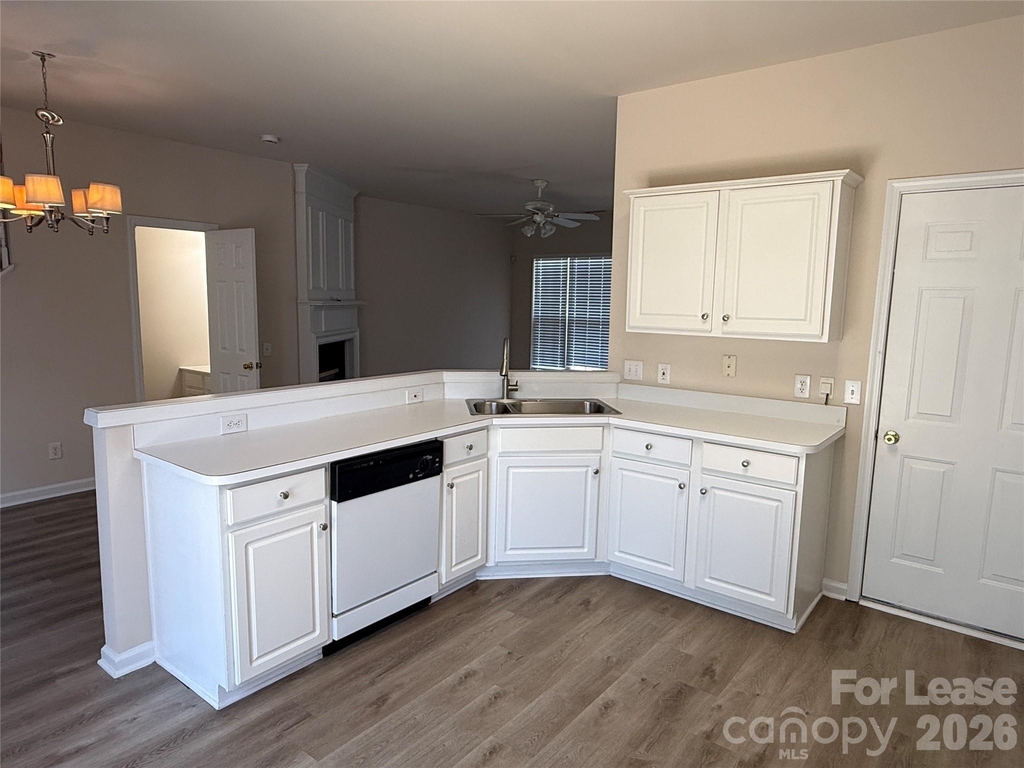 2146 Mckenzie Creek Drive - Photo 4