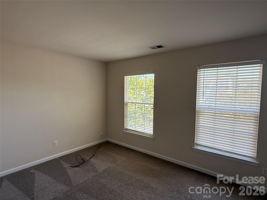 2146 Mckenzie Creek Drive - Photo 9