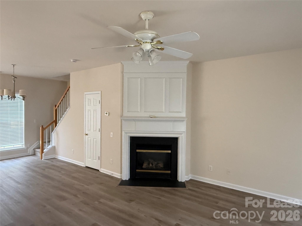 2146 Mckenzie Creek Drive - Photo 2