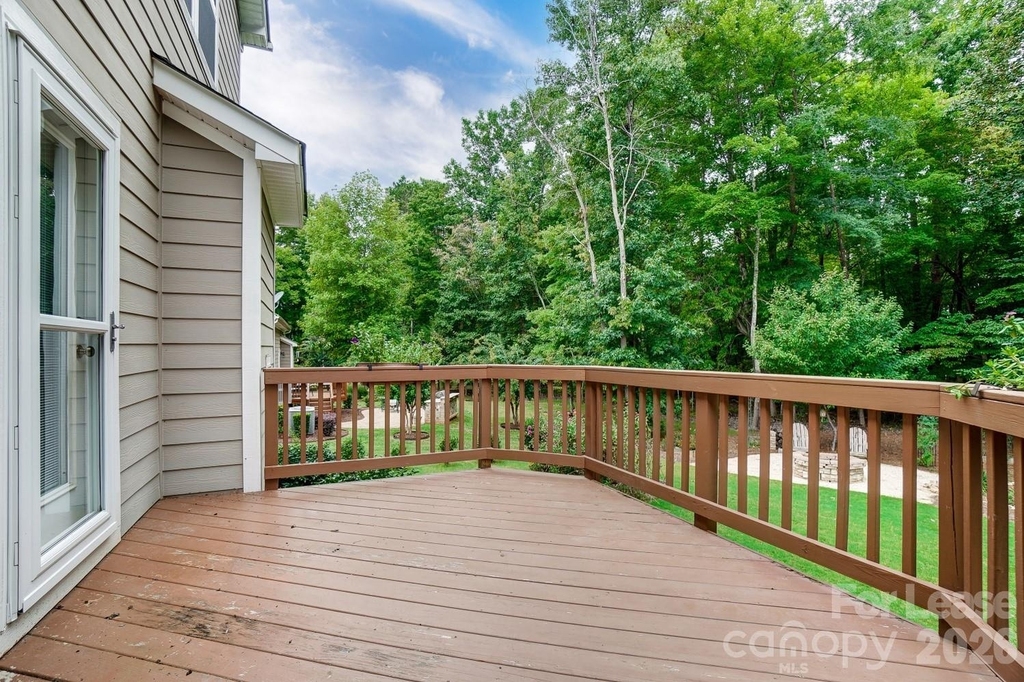 1934 Madeira Circle - Photo 26