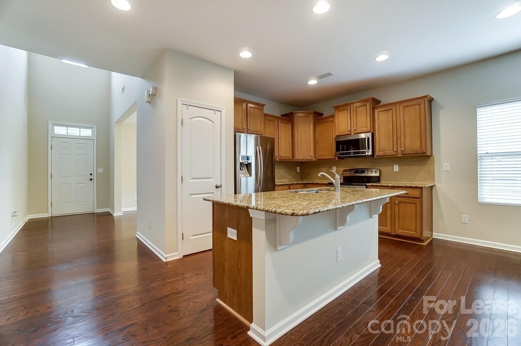 1934 Madeira Circle - Photo 37