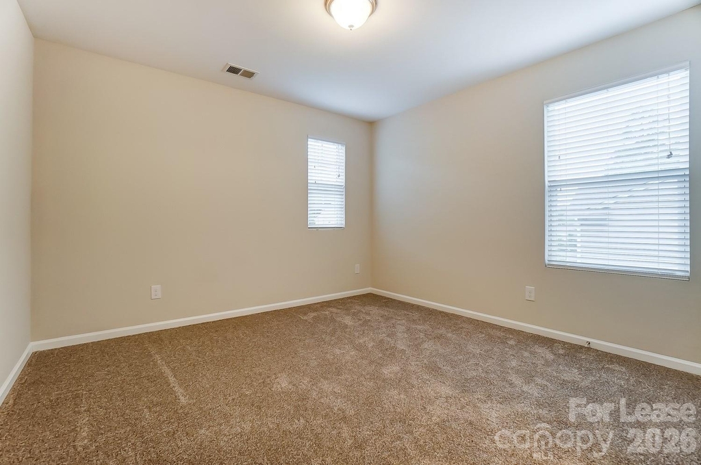 1934 Madeira Circle - Photo 29