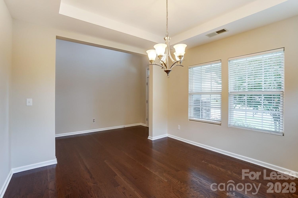 1934 Madeira Circle - Photo 17