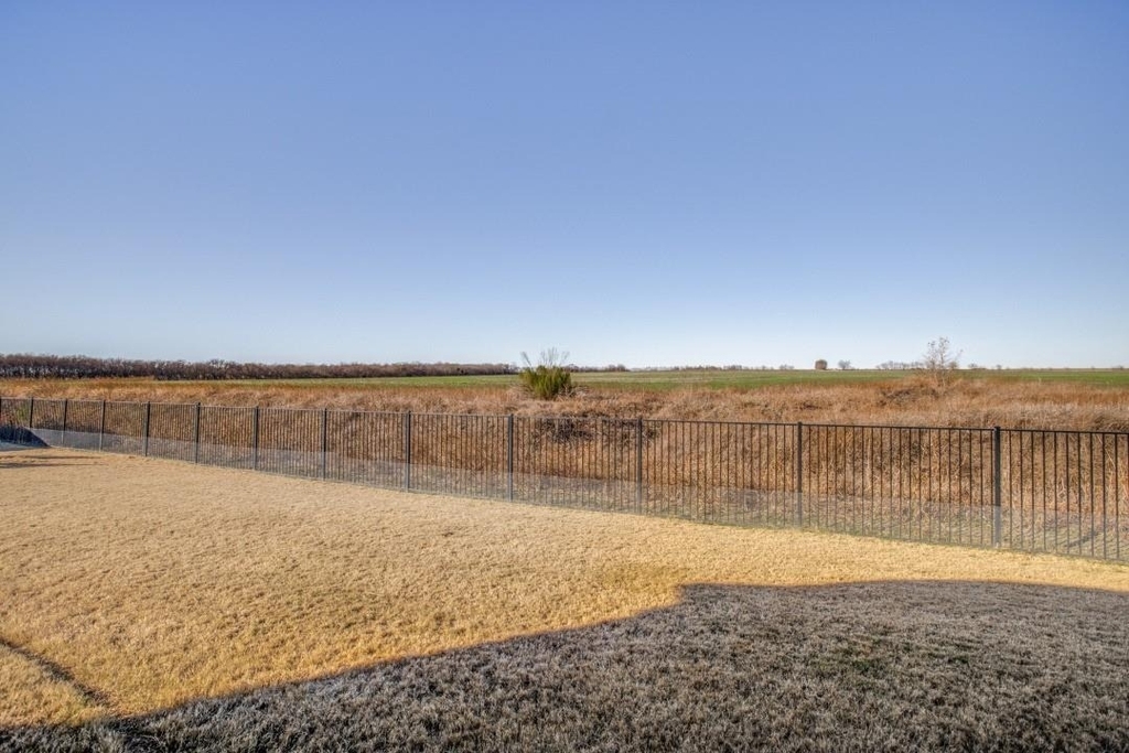 16501 Millenium Park Place - Photo 28