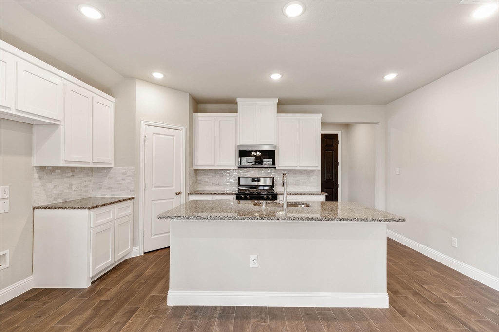 1253 Carinna Drive - Photo 0