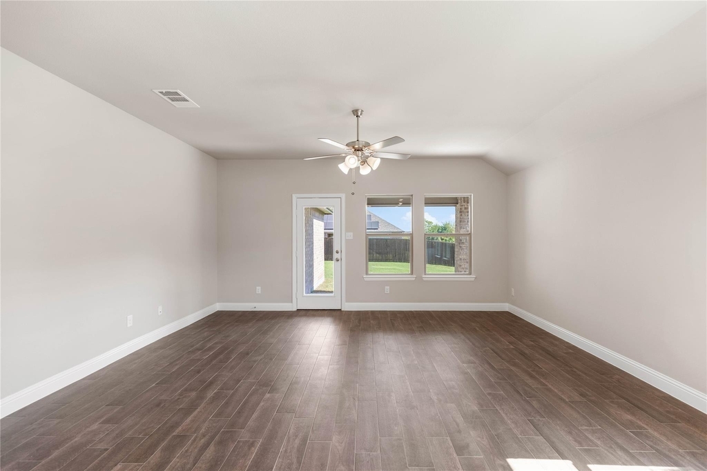 1253 Carinna Drive - Photo 27