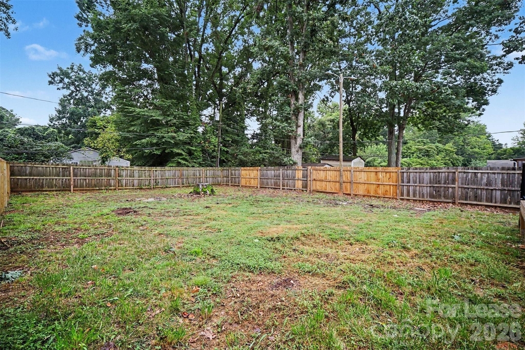 841 Mcarthur Avenue - Photo 24