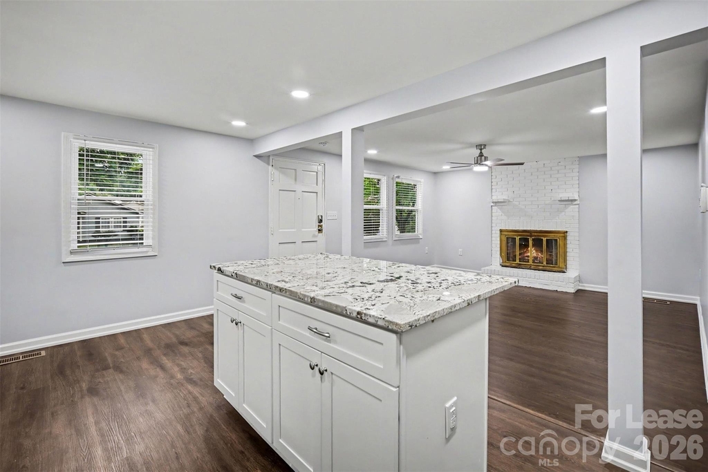 841 Mcarthur Avenue - Photo 3