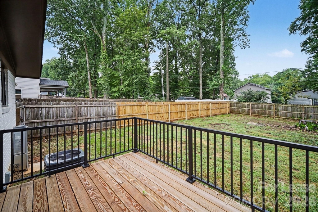841 Mcarthur Avenue - Photo 20
