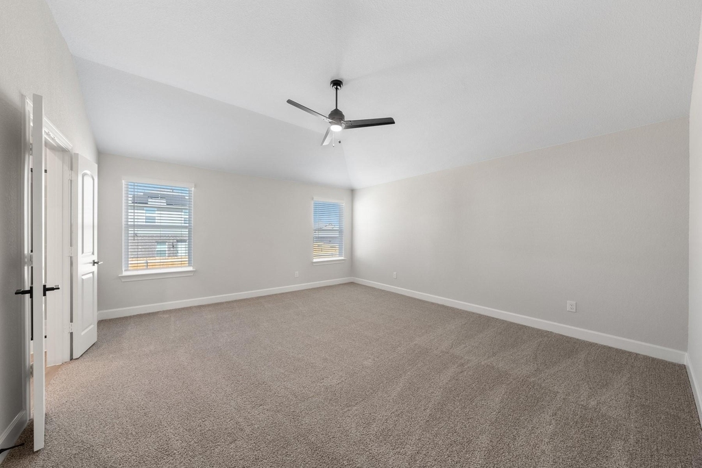 803 Princeton Heights Boulevard - Photo 3