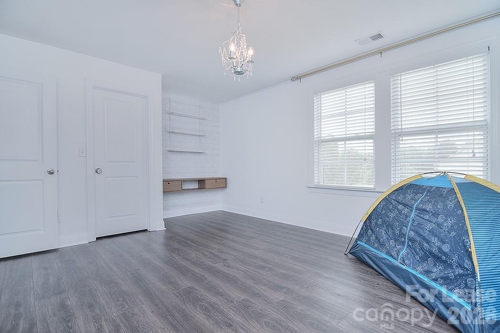 1445 Overlea Place Nw - Photo 6
