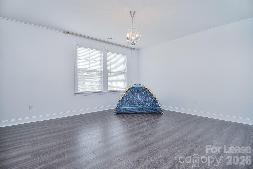 1445 Overlea Place Nw - Photo 5