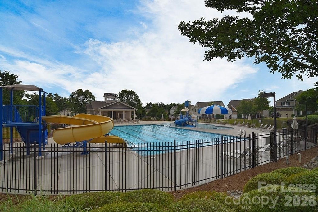 1445 Overlea Place Nw - Photo 31