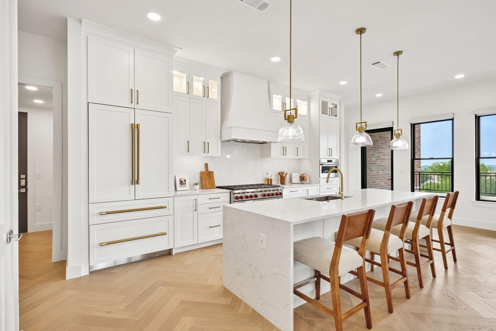 1530 Meeting Street - Photo 7