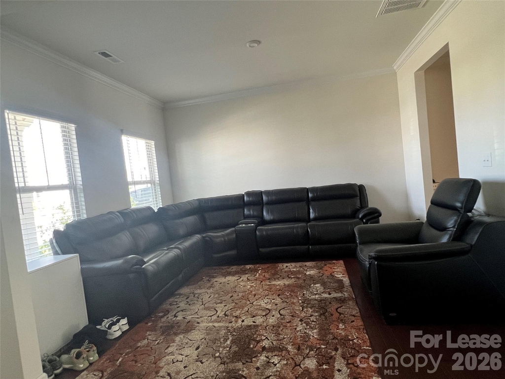 8411 Flint Hill Drive - Photo 4