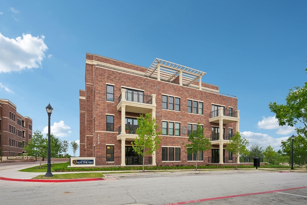 1530 Meeting Street - Photo 1